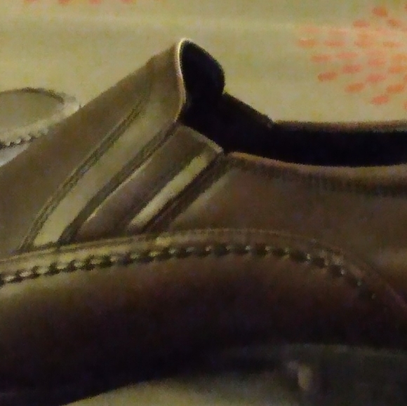 Kenneth Cole Reaction dress shoes - Picture 3 of 4